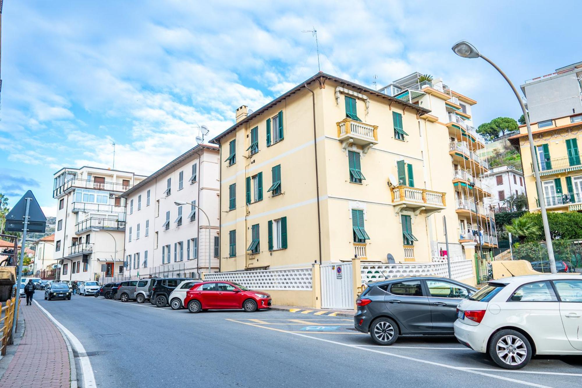 Casa Stefi Sunremo - Parcheggio Privato, 500 Mt Dalla Spiaggia San Remo Extérieur photo